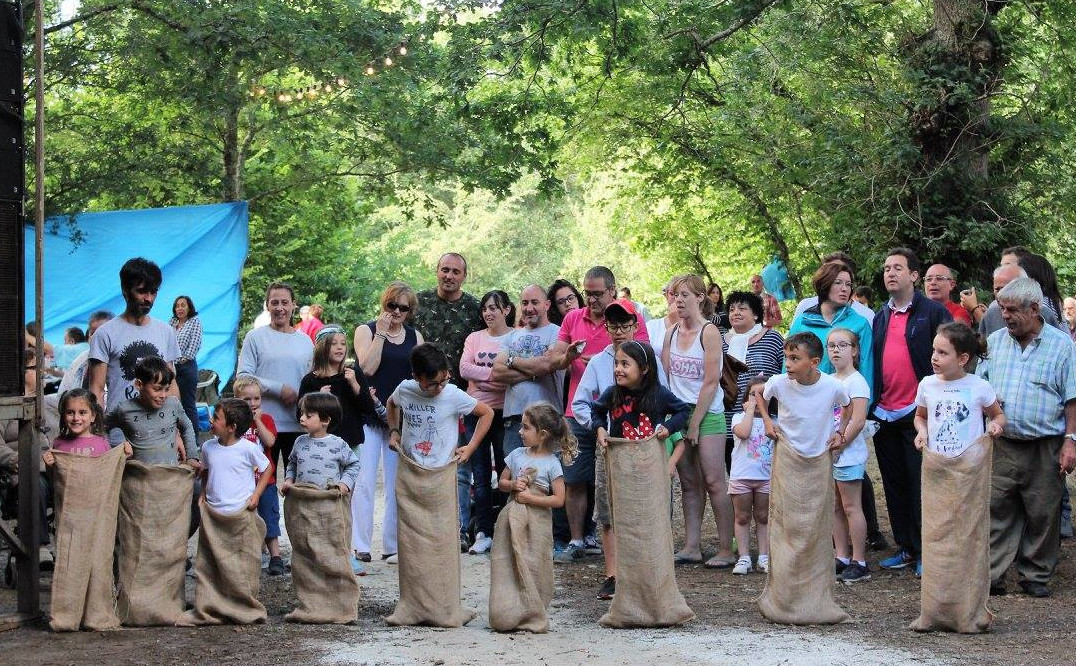 Juegos tradicionales en la Fiesta del Bosque 2017