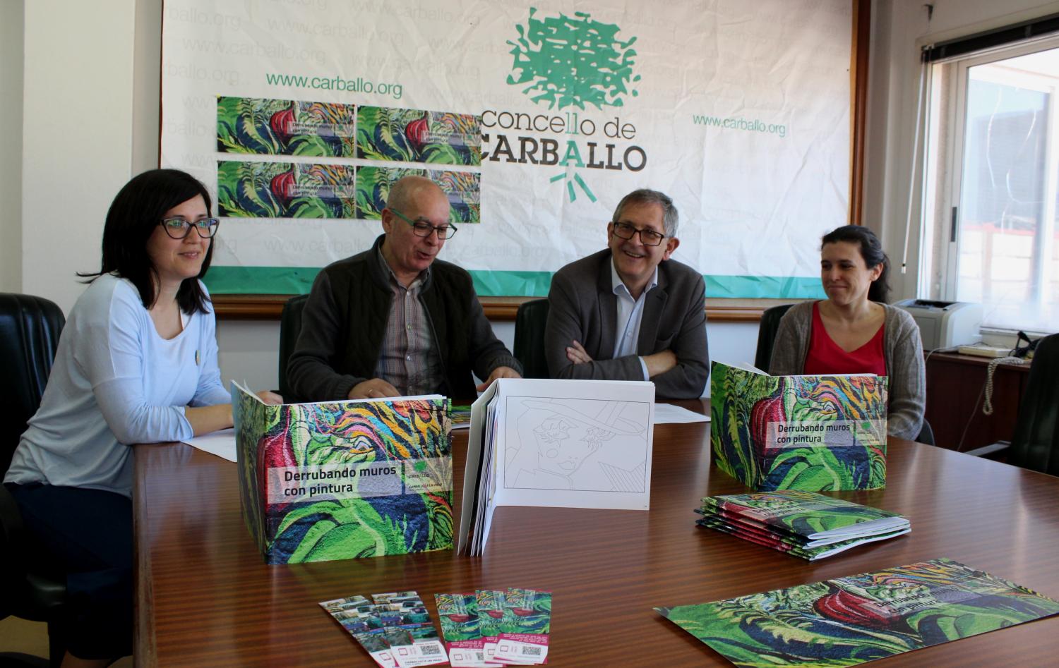 Presentacin caderno Derrubando muros